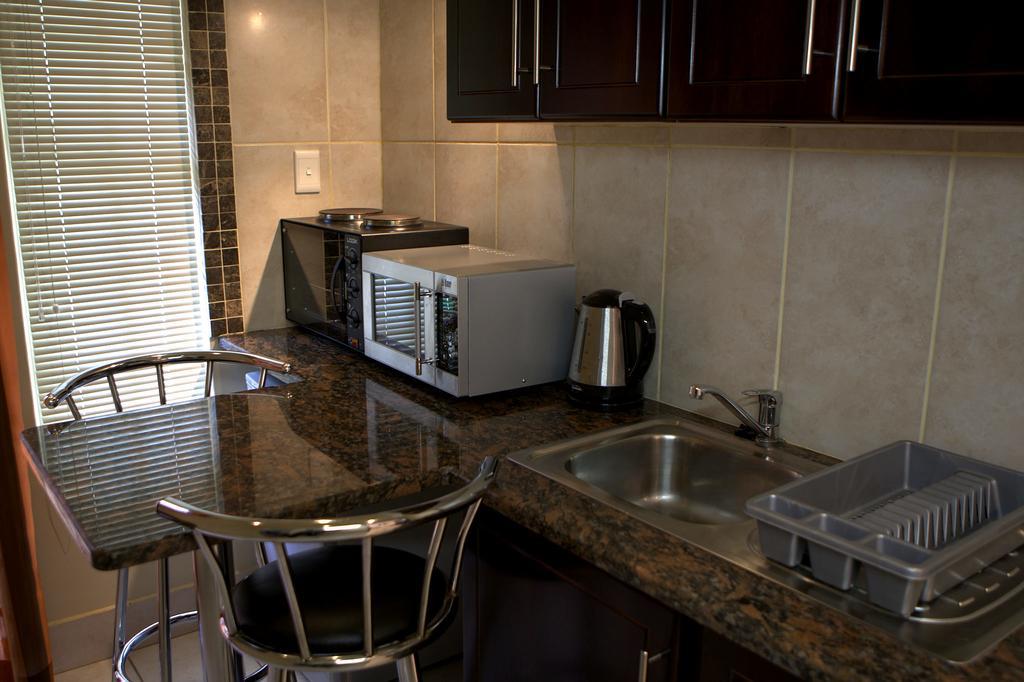 Goodey'S Guesthouse Pretoria-Noord Buitenkant foto