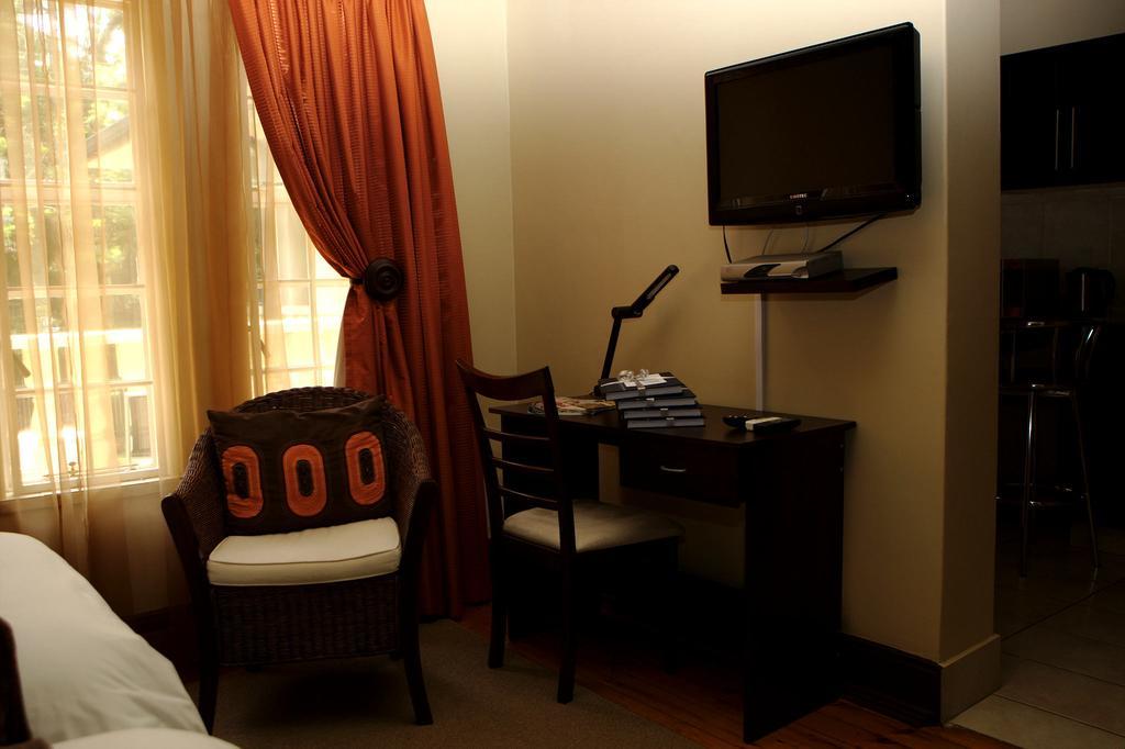 Goodey'S Guesthouse Pretoria-Noord Buitenkant foto